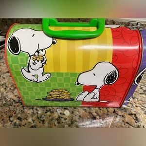 Snoopy/Peanuts lunch pail - vintage